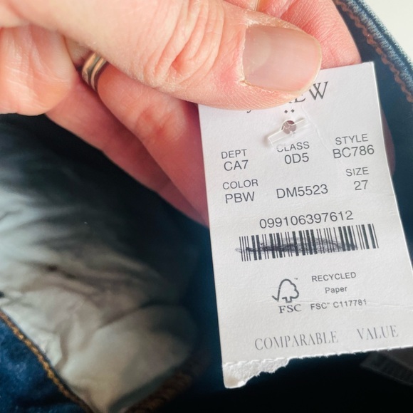 J. Crew Curvy 10” high Rise Skinny NWT - Picture 5 of 9